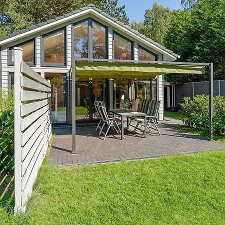 Holiday home Muschel 16 *